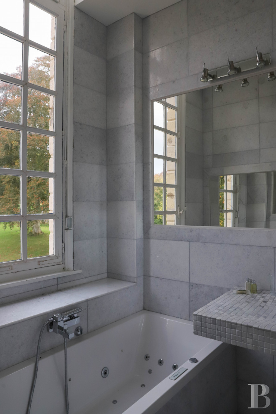 A 17th century chateau dedicated to the splendour of the modern day in Calvados, Normandy - photo  n°23